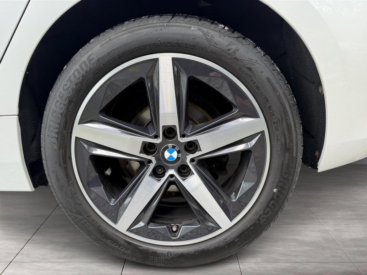 Originalaufnahme des Fahrzeugs Originalaufnahme des Fahrzeugs