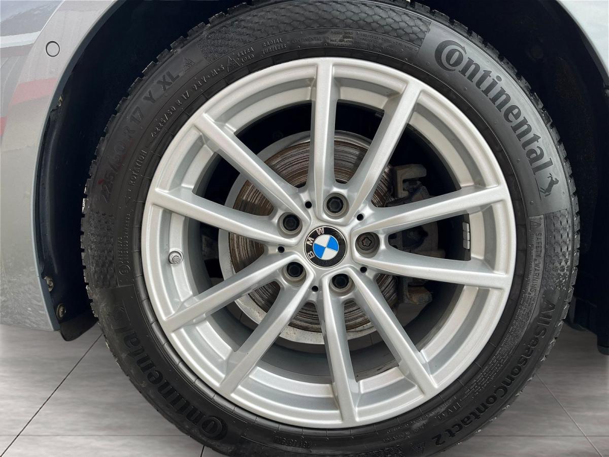 Originalaufnahme des Fahrzeugs Originalaufnahme des Fahrzeugs