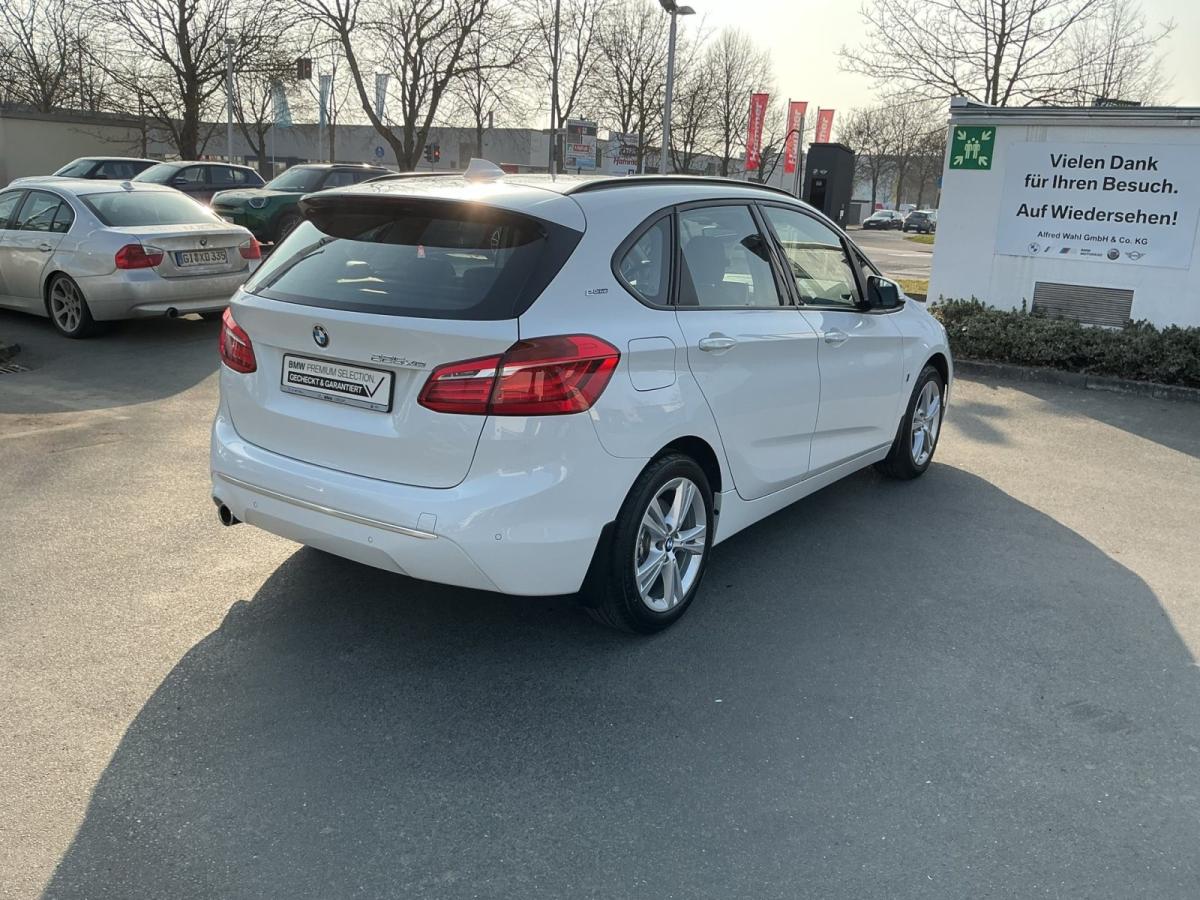 Originalaufnahme des Fahrzeugs Originalaufnahme des Fahrzeugs