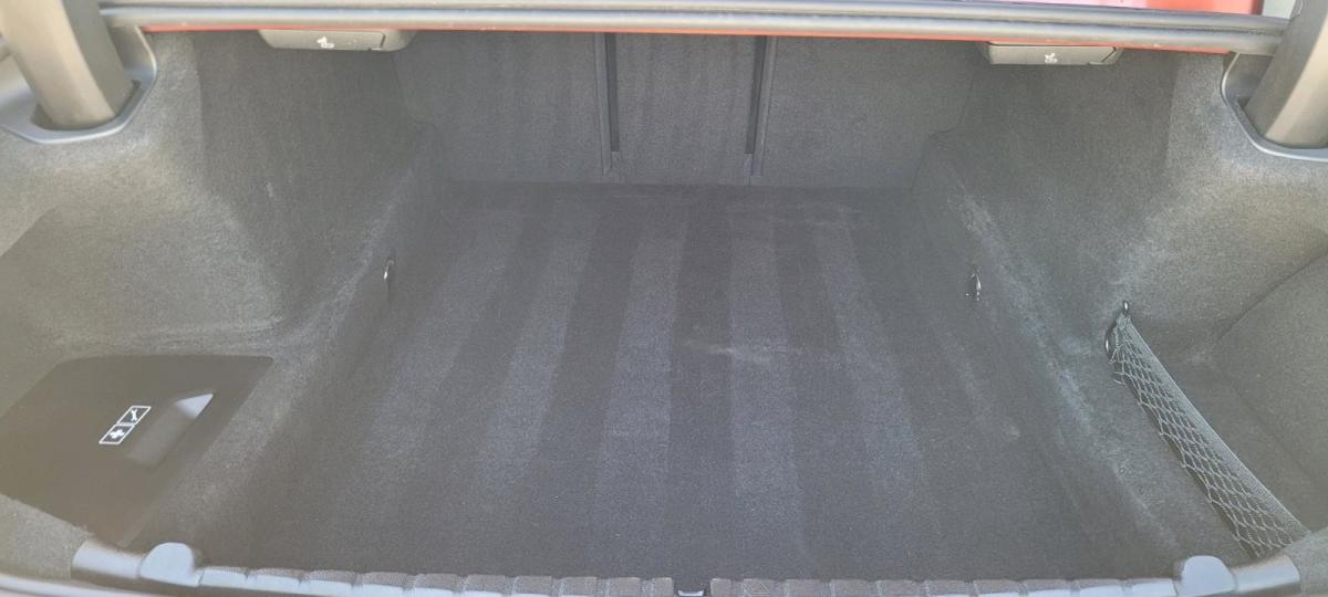 Originalaufnahme des Fahrzeugs Originalaufnahme des Fahrzeugs