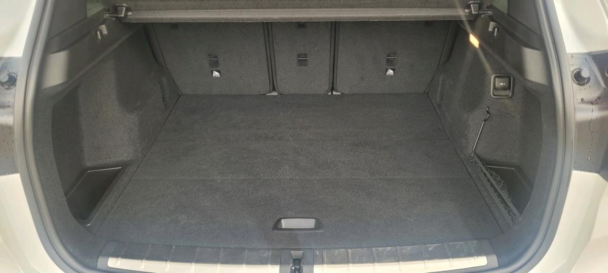 Originalaufnahme des Fahrzeugs Originalaufnahme des Fahrzeugs