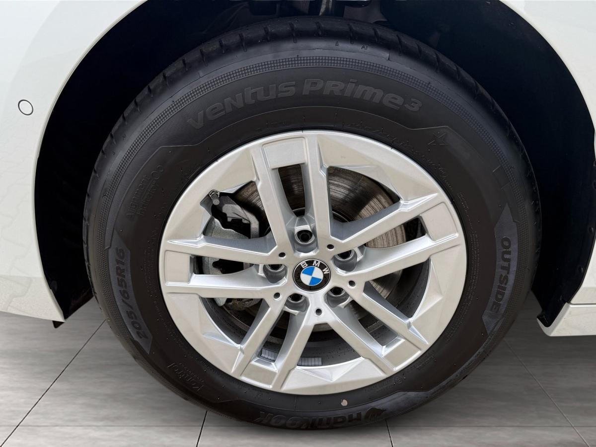 Originalaufnahme des Fahrzeugs Originalaufnahme des Fahrzeugs