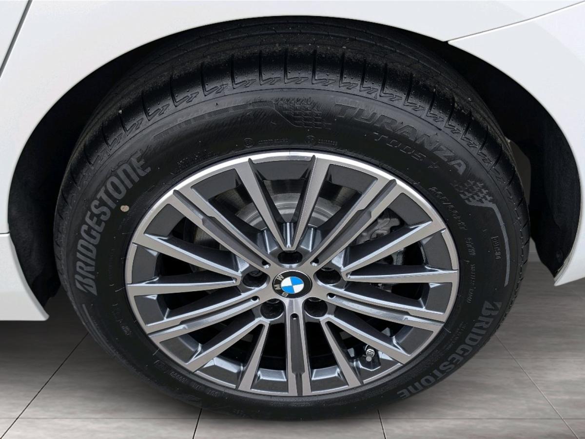 Originalaufnahme des Fahrzeugs Originalaufnahme des Fahrzeugs