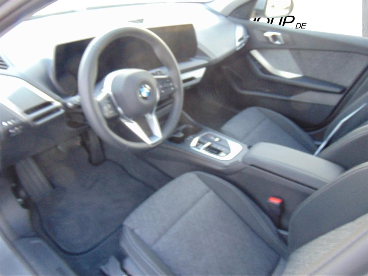 Originalaufnahme des Fahrzeugs Originalaufnahme des Fahrzeugs
