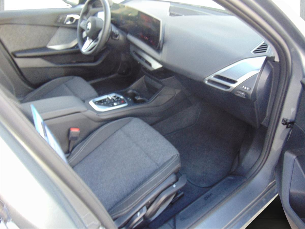 Originalaufnahme des Fahrzeugs Originalaufnahme des Fahrzeugs