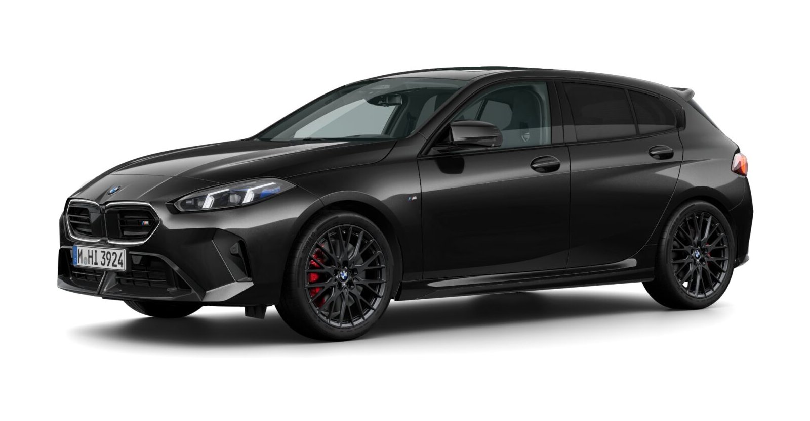 BMW M135 xDrive in Schwarz von vorne BMW M135 xDrive in Schwarz von vorne
