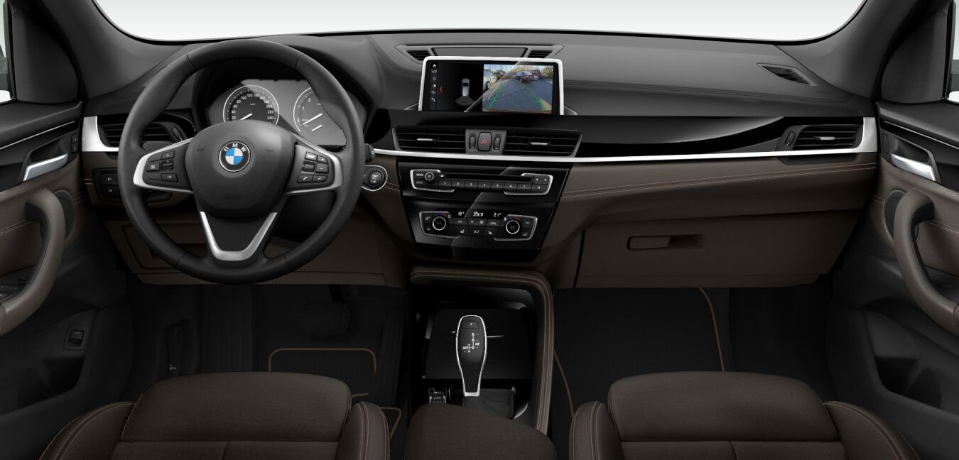BMW BMW X im Innenraum von vorne BMW BMW X im Innenraum von vorne