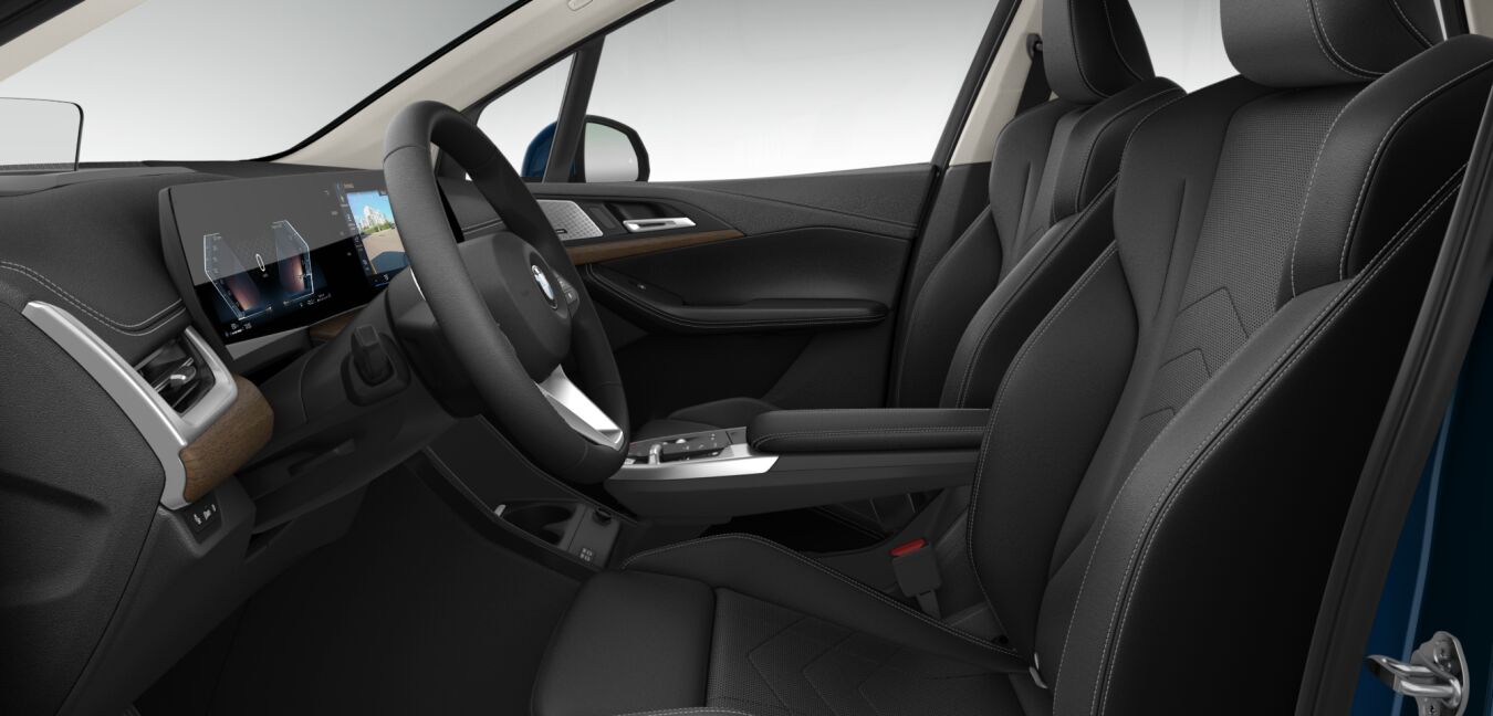 BMW BMW 2er im Innenraum seitlich BMW BMW 2er im Innenraum seitlich