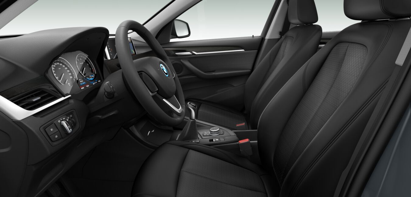 BMW BMW X im Innenraum seitlich BMW BMW X im Innenraum seitlich