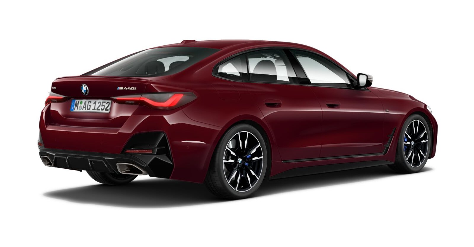 BMW BMW 4er in Rot von hinten BMW BMW 4er in Rot von hinten