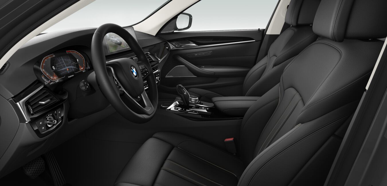 BMW BMW 5er im Innenraum seitlich BMW BMW 5er im Innenraum seitlich
