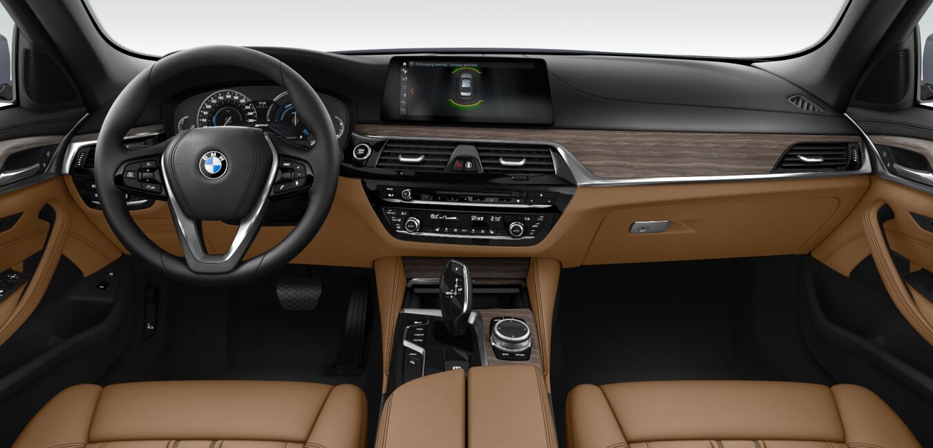 BMW BMW 5er im Innenraum von vorne BMW BMW 5er im Innenraum von vorne