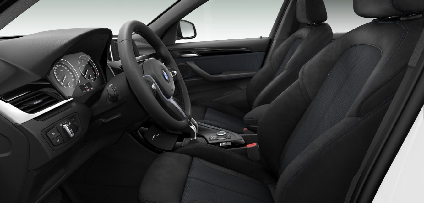 BMW BMW X im Innenraum seitlich BMW BMW X im Innenraum seitlich