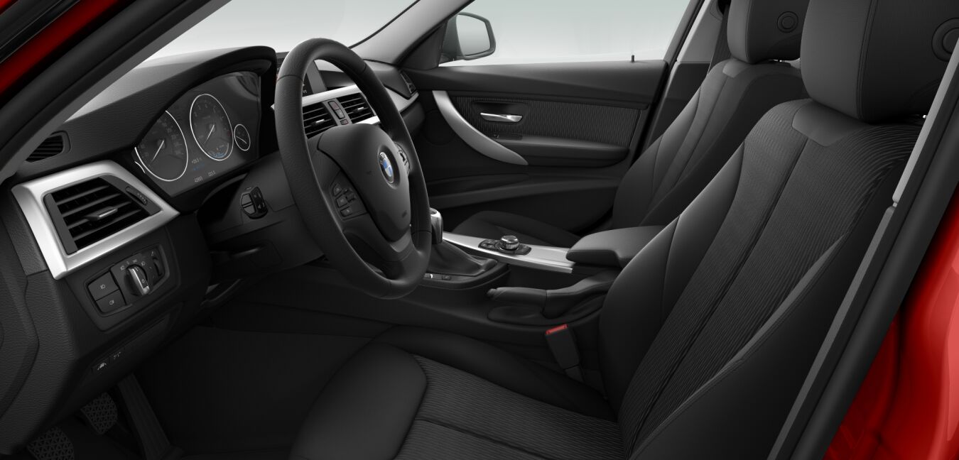 BMW BMW 3er im Innenraum seitlich BMW BMW 3er im Innenraum seitlich