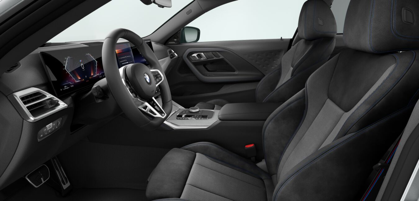 BMW BMW 2er im Innenraum seitlich BMW BMW 2er im Innenraum seitlich