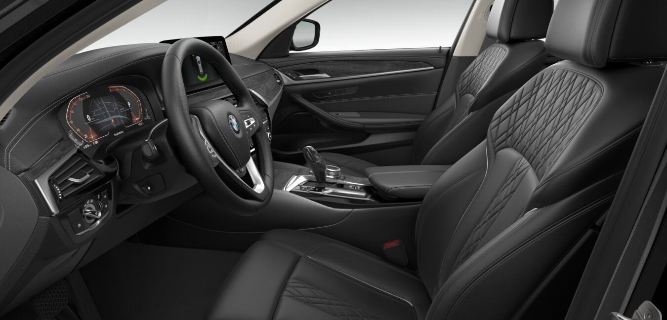 BMW BMW 5er im Innenraum seitlich BMW BMW 5er im Innenraum seitlich
