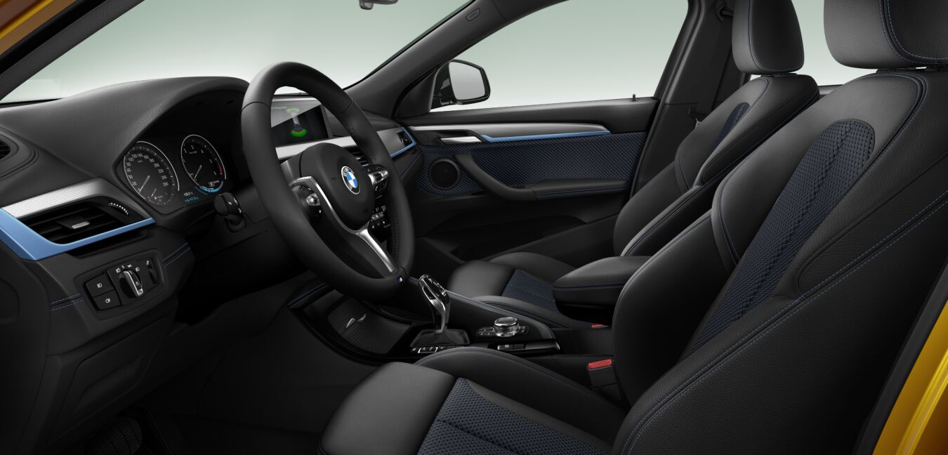 BMW BMW X im Innenraum seitlich BMW BMW X im Innenraum seitlich