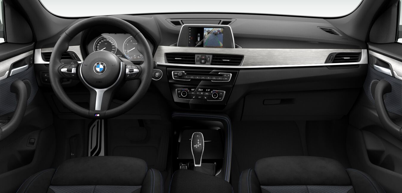 BMW BMW X im Innenraum von vorne BMW BMW X im Innenraum von vorne