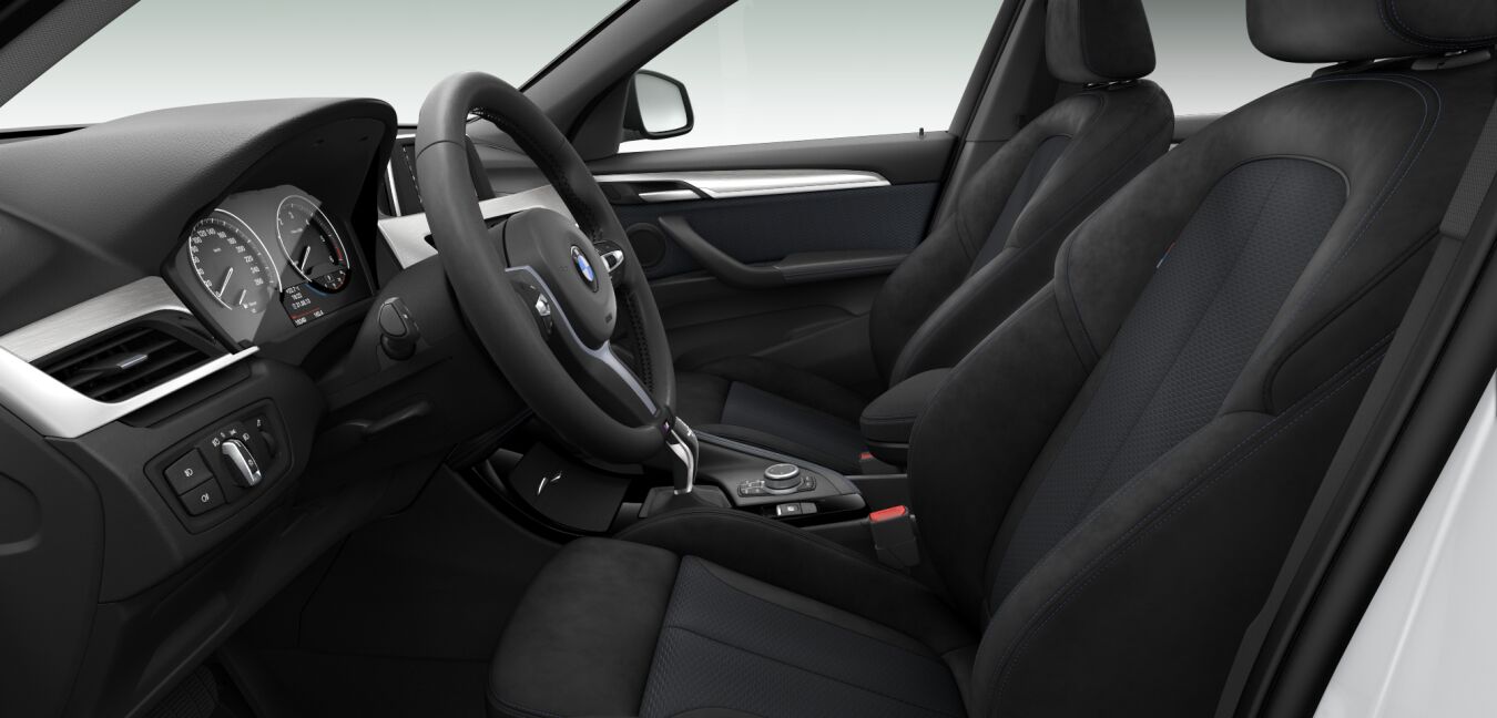 BMW BMW X im Innenraum seitlich BMW BMW X im Innenraum seitlich