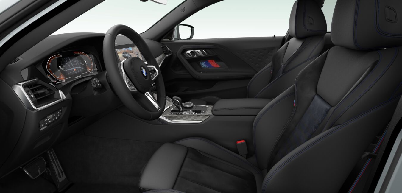 BMW BMW 2er im Innenraum seitlich BMW BMW 2er im Innenraum seitlich