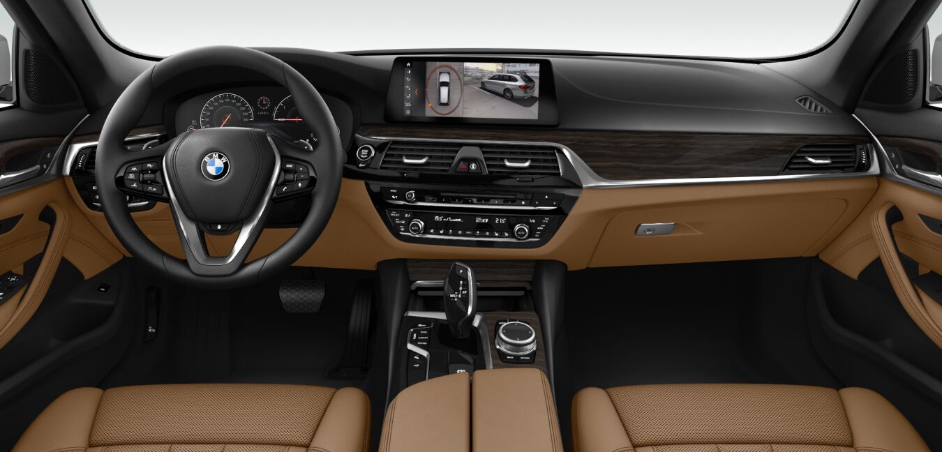 BMW BMW 5er im Innenraum von vorne BMW BMW 5er im Innenraum von vorne