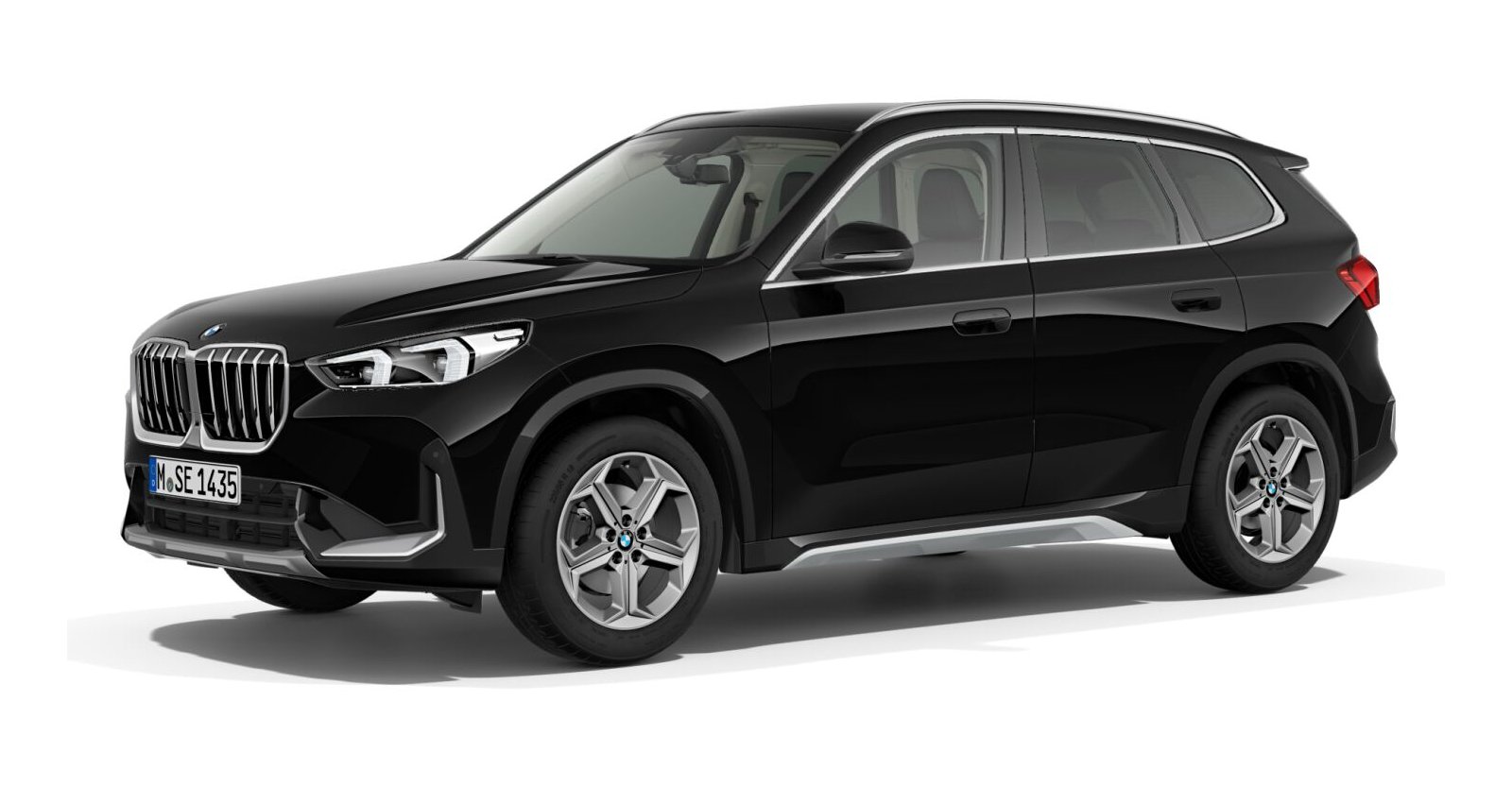 BMW X1 sDrive18i in Schwarz von vorne BMW X1 sDrive18i in Schwarz von vorne