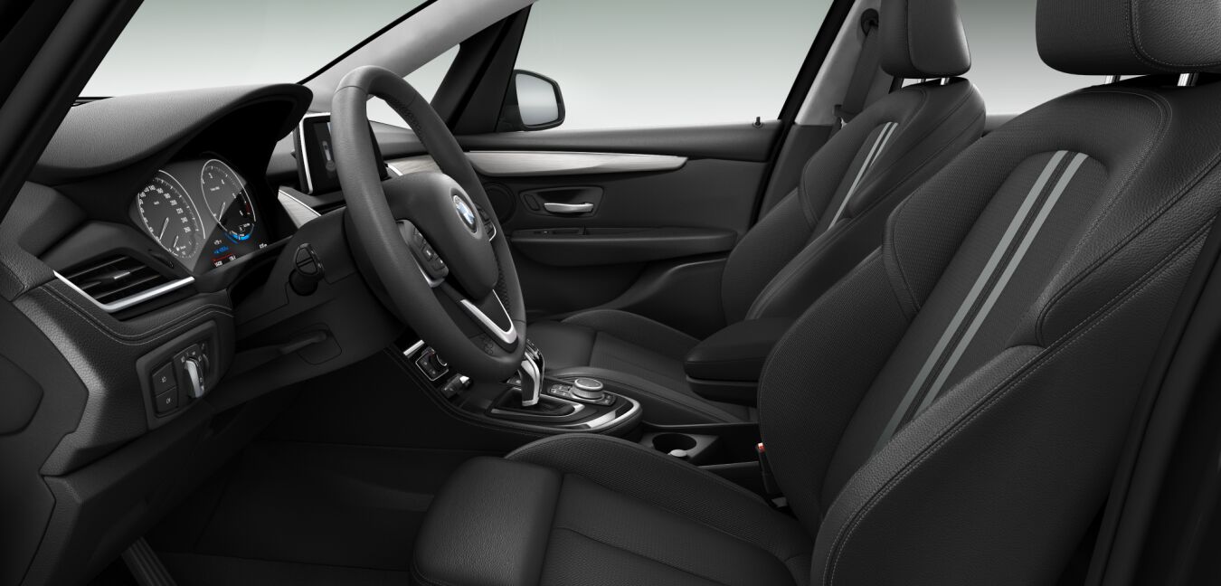 BMW BMW 2er im Innenraum seitlich BMW BMW 2er im Innenraum seitlich