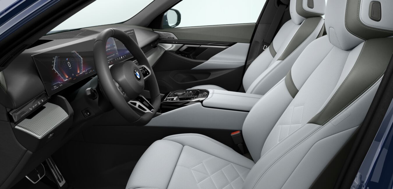 BMW BMW 5er im Innenraum seitlich BMW BMW 5er im Innenraum seitlich