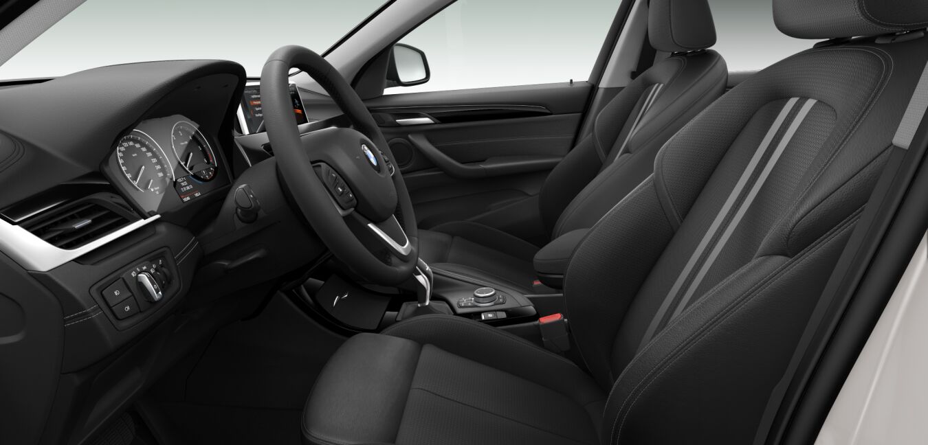 BMW BMW X im Innenraum seitlich BMW BMW X im Innenraum seitlich