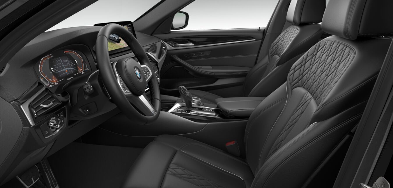 BMW BMW 5er im Innenraum seitlich BMW BMW 5er im Innenraum seitlich