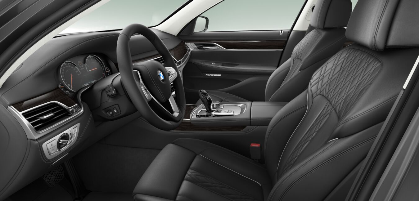 BMW BMW 7er im Innenraum seitlich BMW BMW 7er im Innenraum seitlich