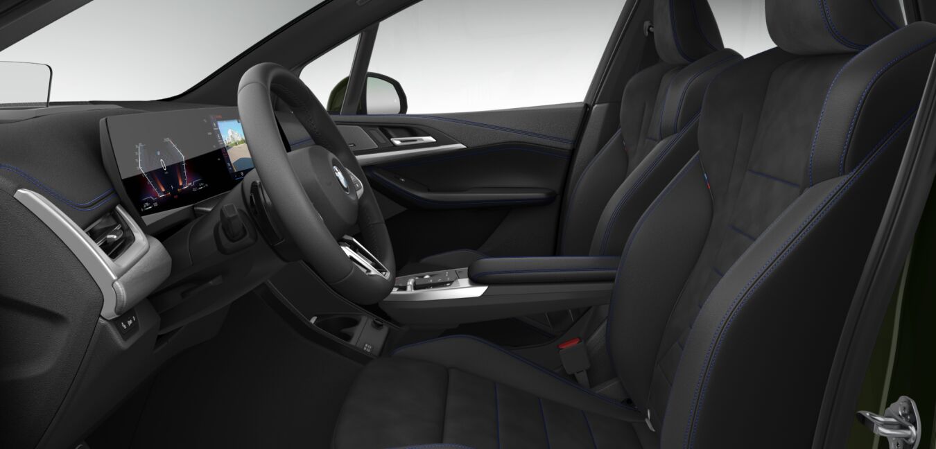 BMW BMW 2er im Innenraum seitlich BMW BMW 2er im Innenraum seitlich