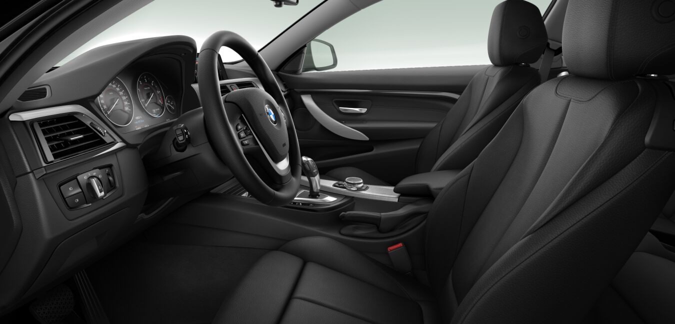 BMW BMW 4er im Innenraum seitlich BMW BMW 4er im Innenraum seitlich