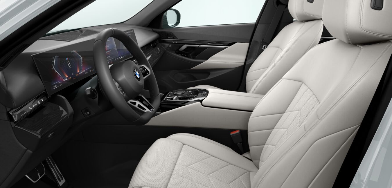 BMW BMW 5er im Innenraum seitlich BMW BMW 5er im Innenraum seitlich