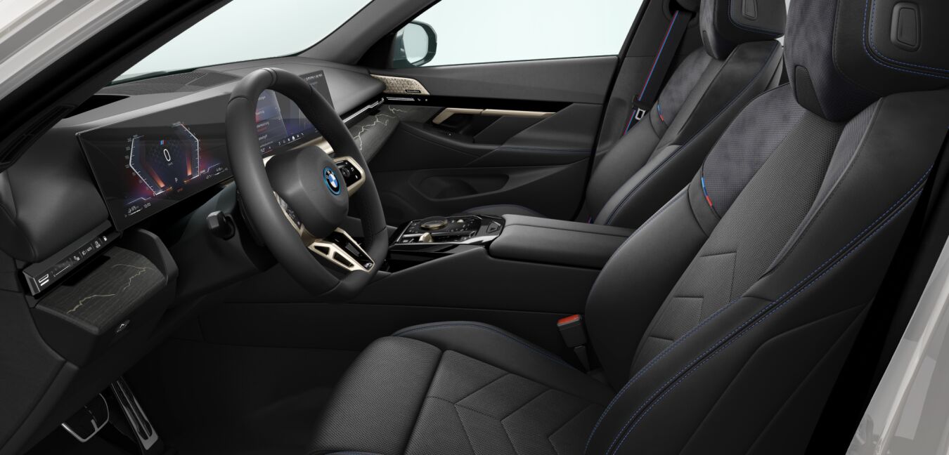 BMW BMW 5er im Innenraum seitlich BMW BMW 5er im Innenraum seitlich