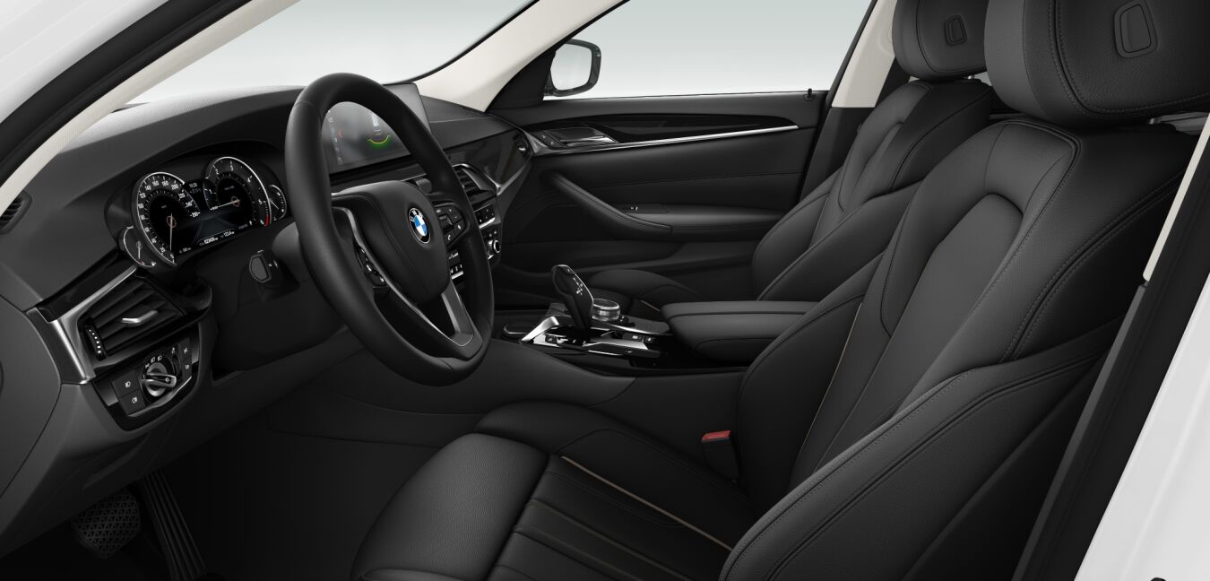 BMW BMW 5er im Innenraum seitlich BMW BMW 5er im Innenraum seitlich