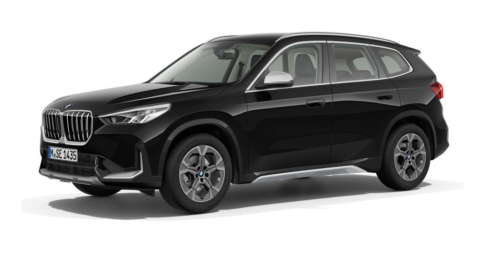 BMW X1 sDrive20i in Schwarz von vorne BMW X1 sDrive20i in Schwarz von vorne
