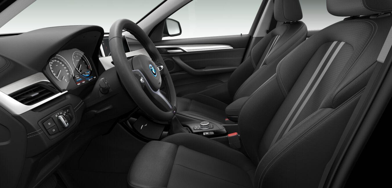 BMW BMW X im Innenraum seitlich BMW BMW X im Innenraum seitlich