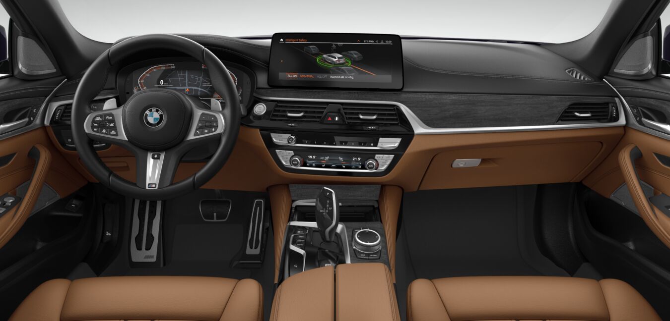 BMW BMW 5er im Innenraum von vorne BMW BMW 5er im Innenraum von vorne