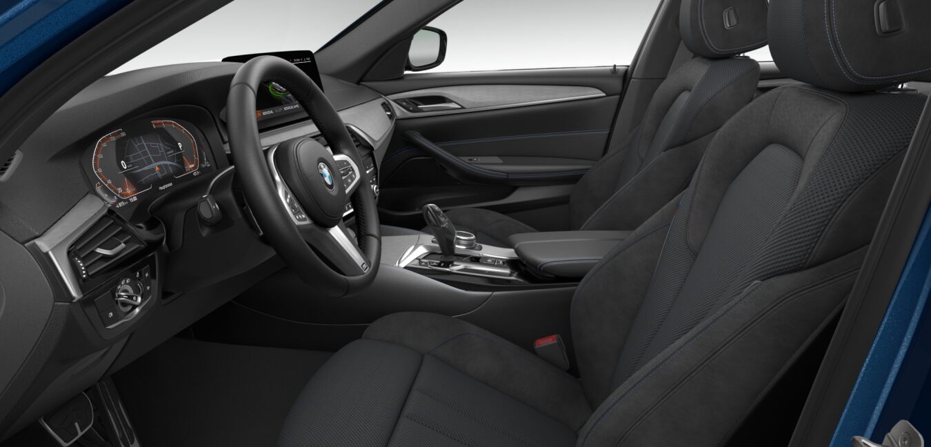 BMW BMW 5er im Innenraum seitlich BMW BMW 5er im Innenraum seitlich