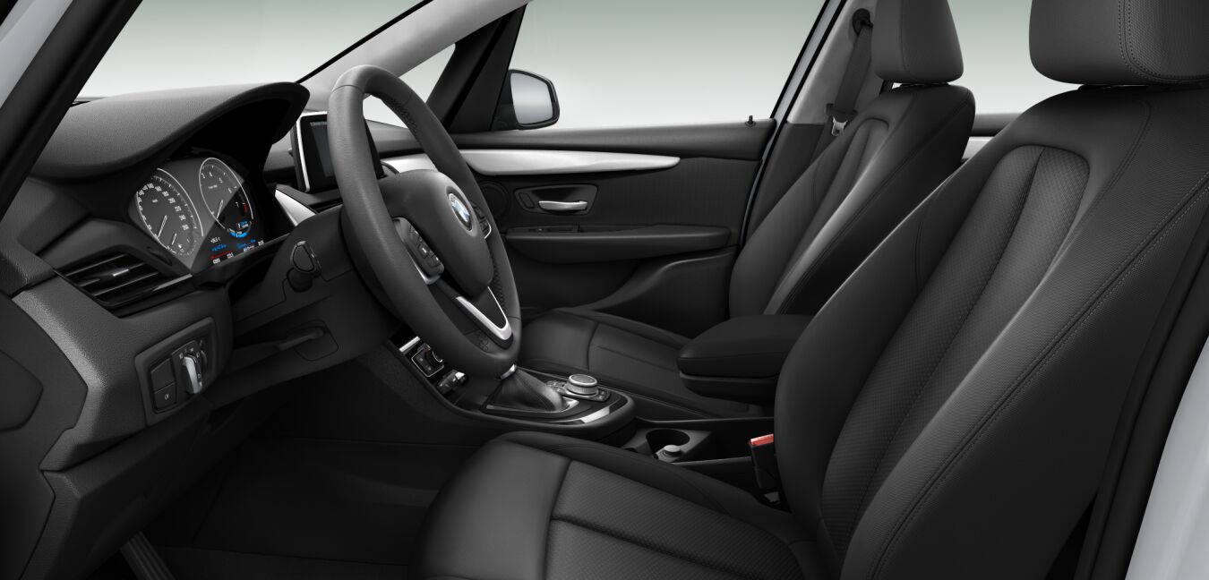 BMW BMW 2er im Innenraum seitlich BMW BMW 2er im Innenraum seitlich
