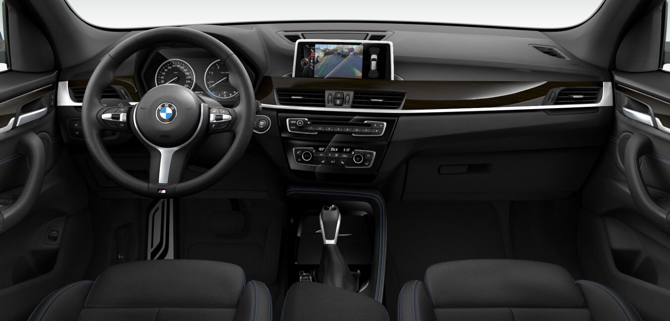 BMW BMW X im Innenraum von vorne BMW BMW X im Innenraum von vorne