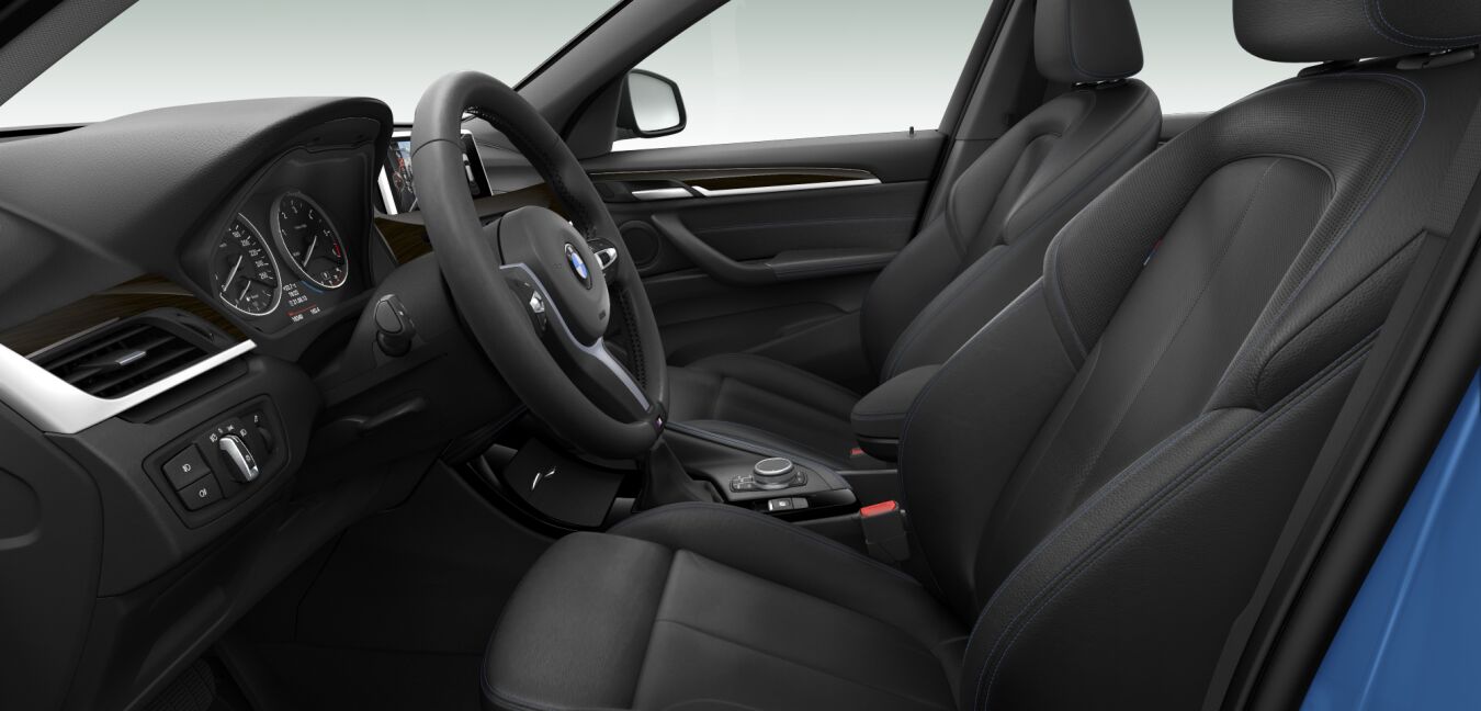 BMW BMW X im Innenraum seitlich BMW BMW X im Innenraum seitlich