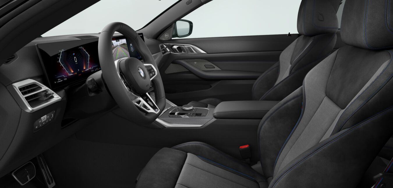 BMW BMW 4er im Innenraum seitlich BMW BMW 4er im Innenraum seitlich