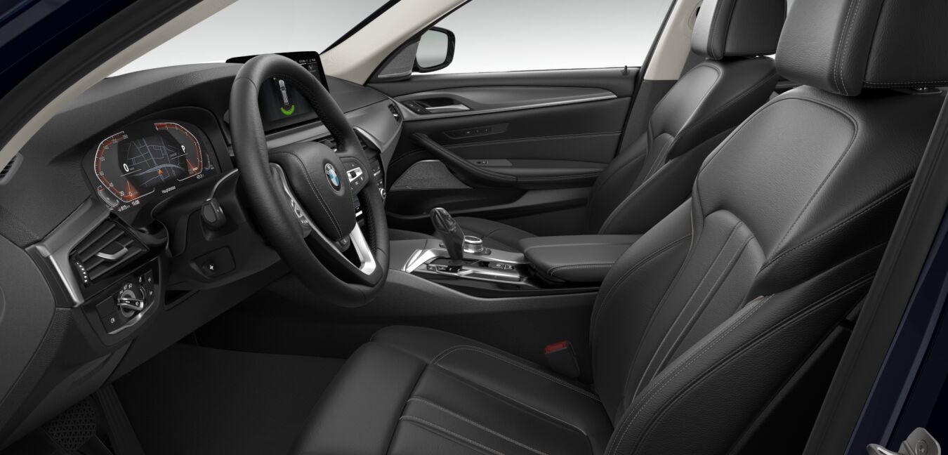 BMW BMW 5er im Innenraum seitlich BMW BMW 5er im Innenraum seitlich