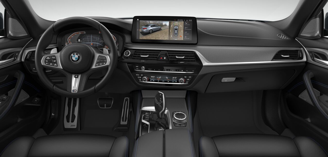 BMW BMW 5er im Innenraum von vorne BMW BMW 5er im Innenraum von vorne