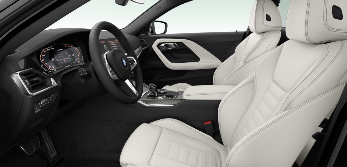 BMW BMW 2er im Innenraum seitlich BMW BMW 2er im Innenraum seitlich