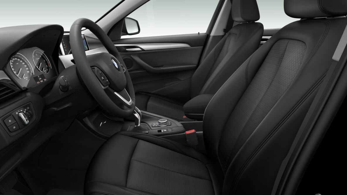 BMW BMW X im Innenraum seitlich BMW BMW X im Innenraum seitlich
