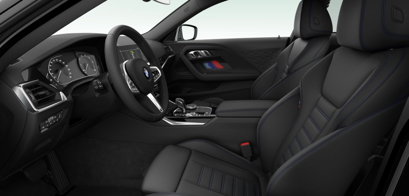 BMW BMW 2er im Innenraum seitlich BMW BMW 2er im Innenraum seitlich