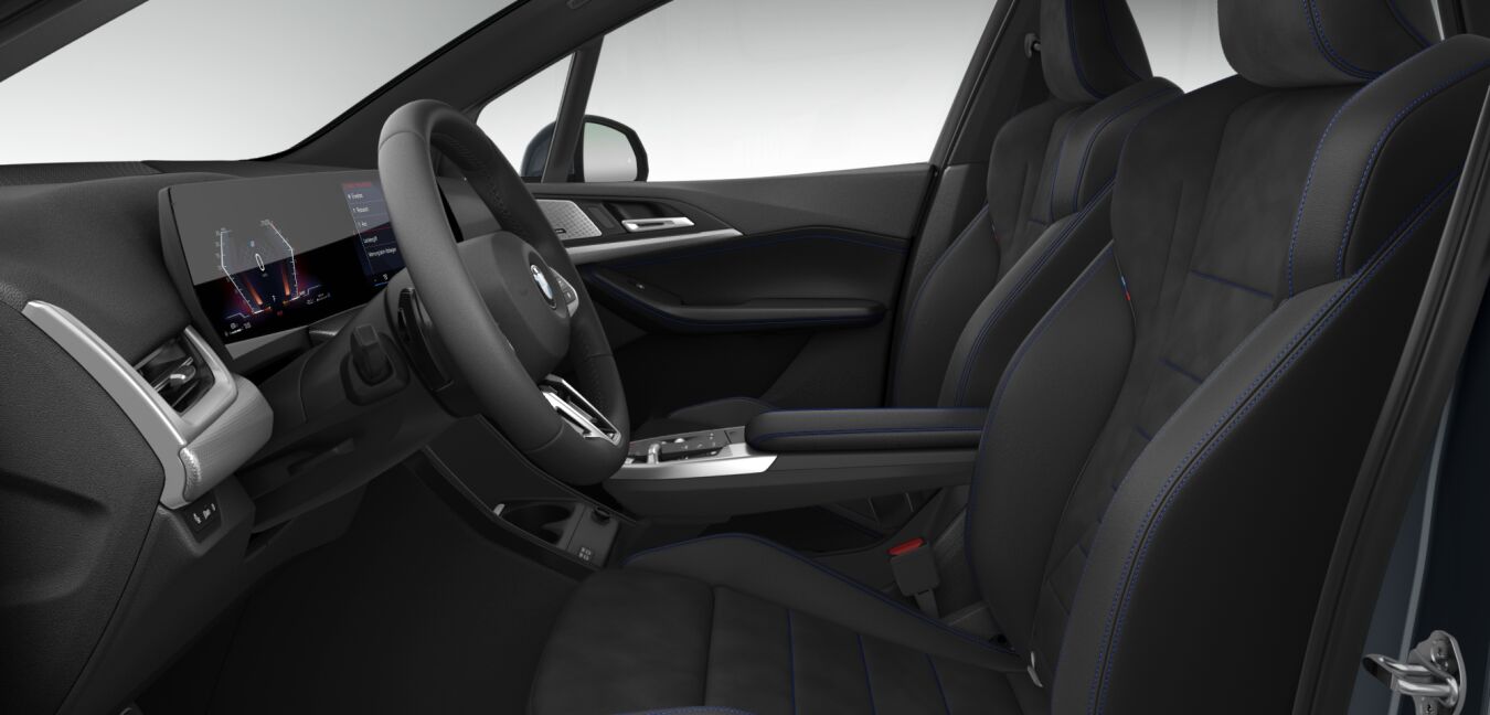 BMW BMW 2er im Innenraum seitlich BMW BMW 2er im Innenraum seitlich